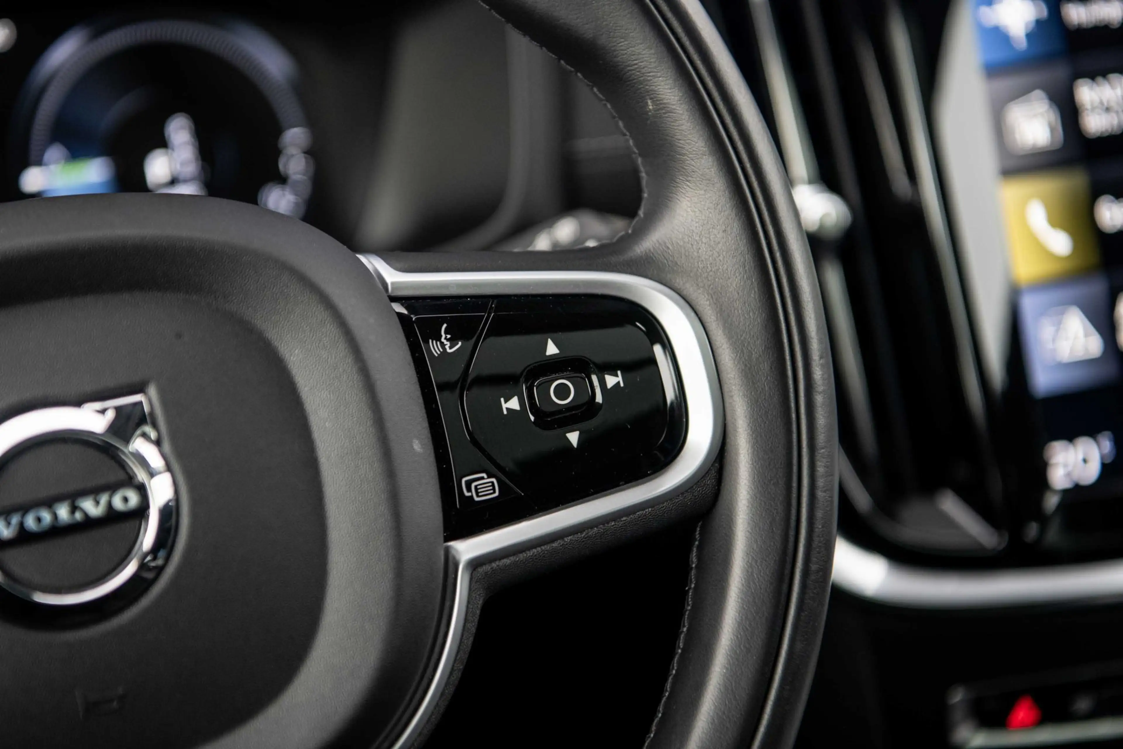 Volvo V60 T6 Plug-in hybrid AWD Ultimate Bright | Long Range — photo 13
