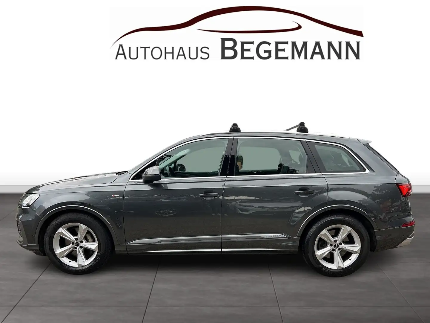 Audi Q7 45 TDI qu S line 7Sitz AHK ACC HUD Luft Grau - 2