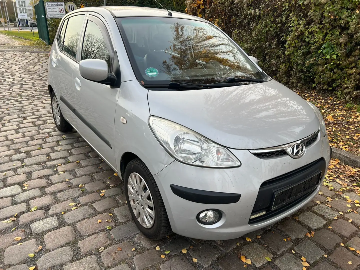 Hyundai i10 Classic E Grau - 2