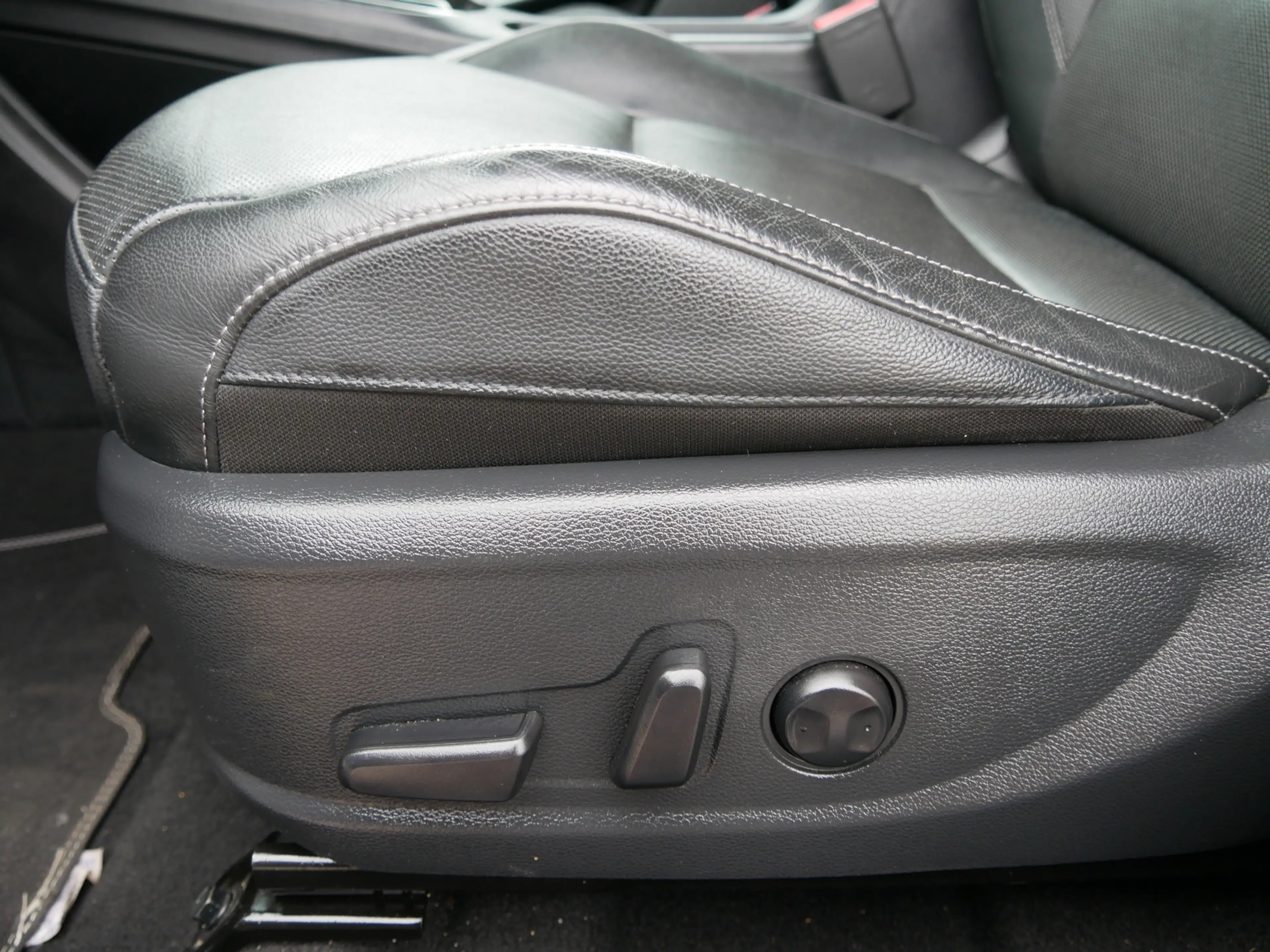 Kia Soul E-Soul ExecutiveLine 64 kWh FULL OPT 100% SOH — photo 11