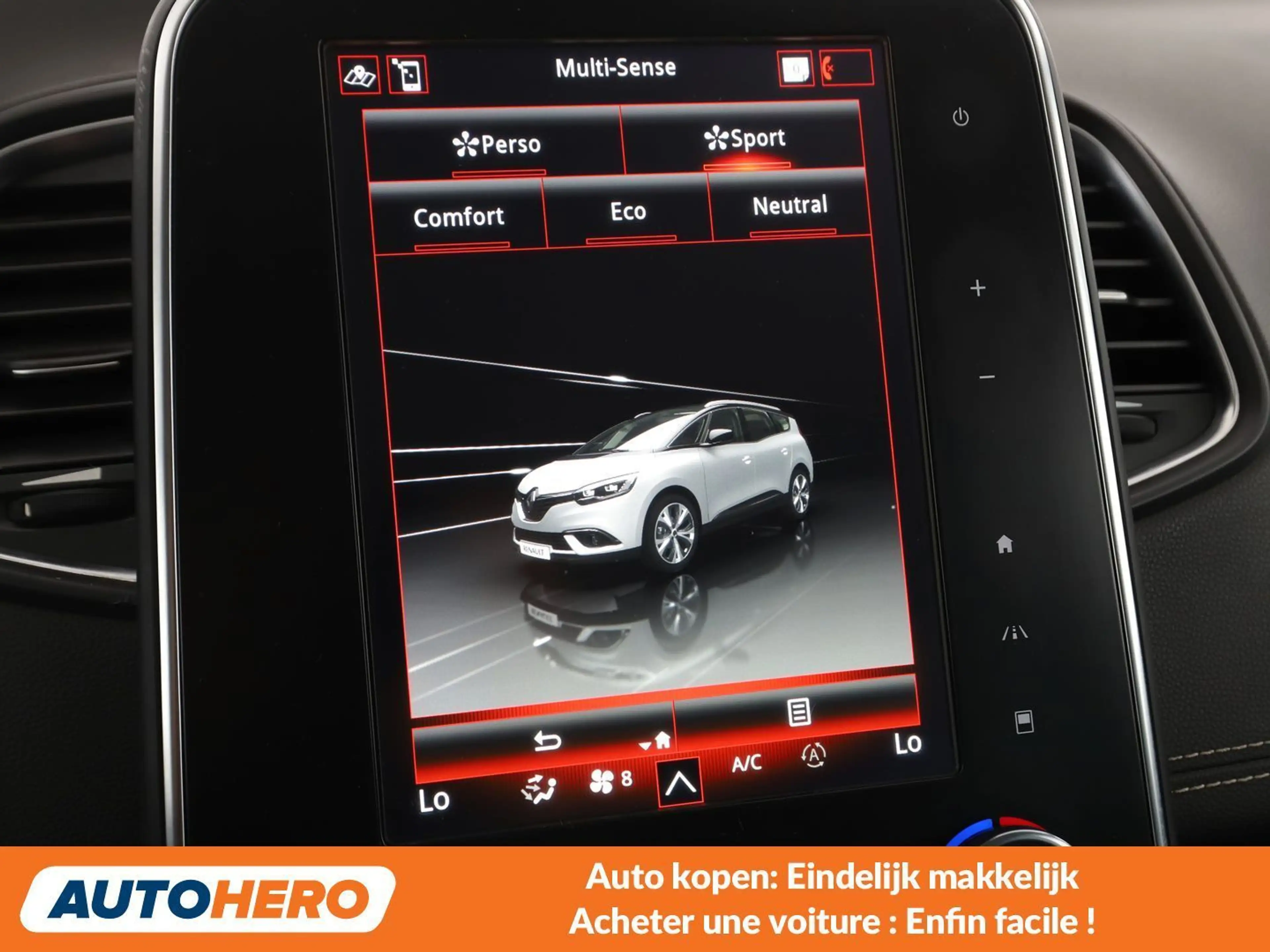 Renault Grand Scenic 1.3 TCe Business Intens — photo 12