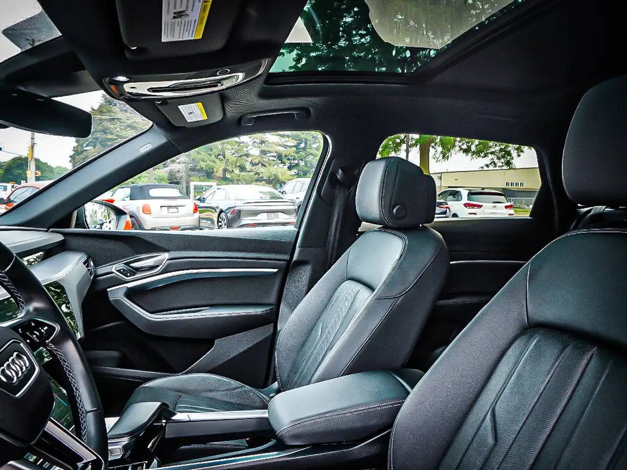 Audi e-tron снимка Audi e-tron