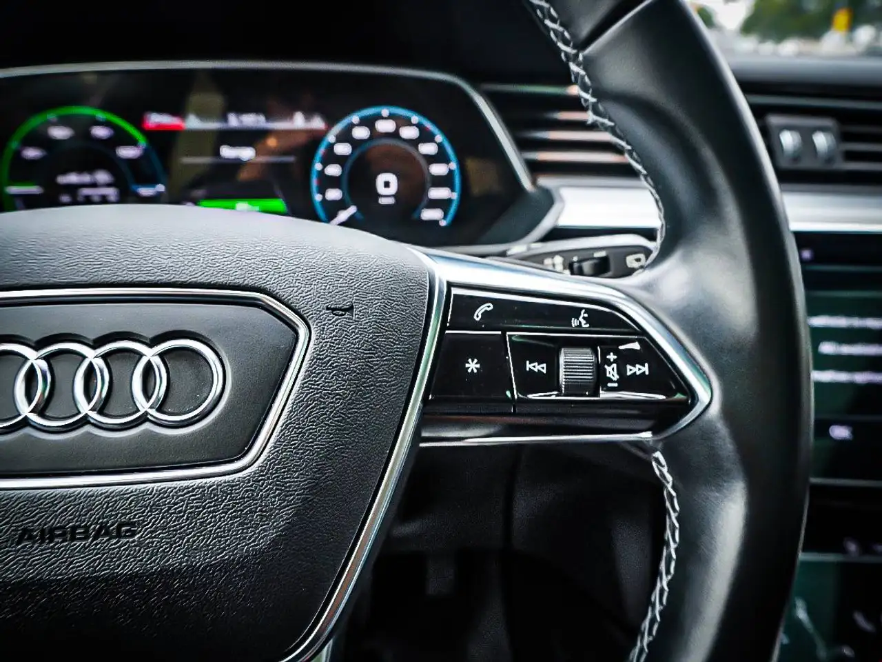Audi e-tron снимка Audi e-tron