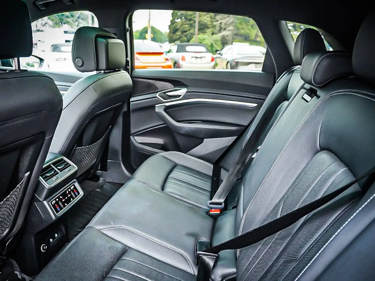 Audi e-tron снимка Audi e-tron