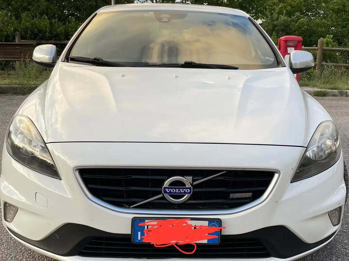 Volvo V40 V40 1.6 d2 R-design Kinetic (r-design) White - 2