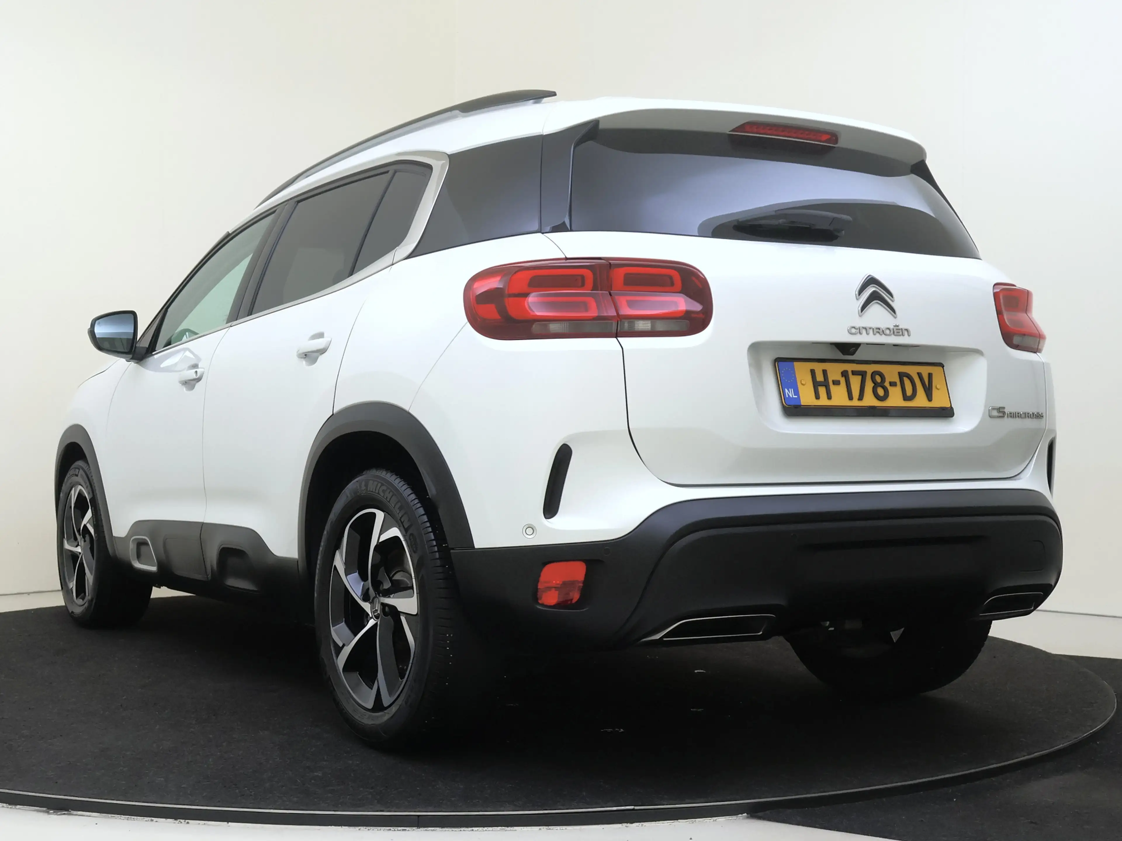 Citroen C5 Aircross 1.2 PureTech Feel — photo 4