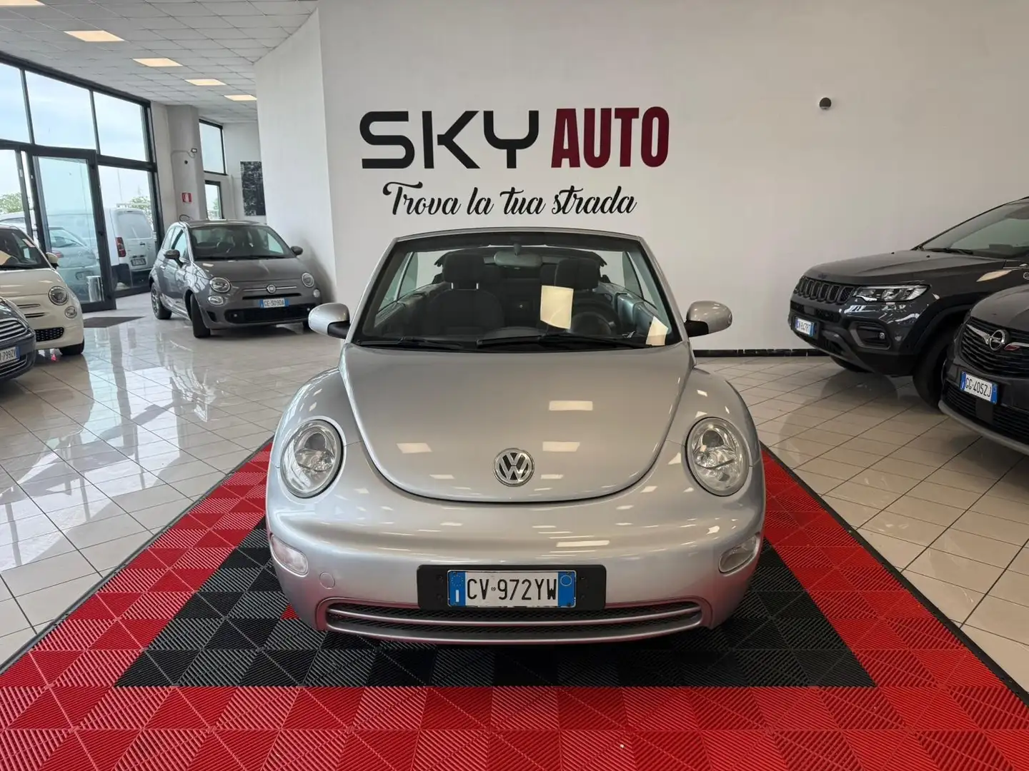 Volkswagen New Beetle 1.9 TDI 101CV Cabrio Zilver - 1