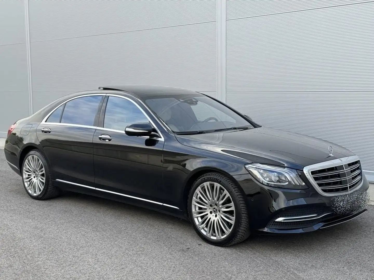 Mercedes-Benz S 560 S 560 L 4Matic 9G-TRONIC Чёрный - 2