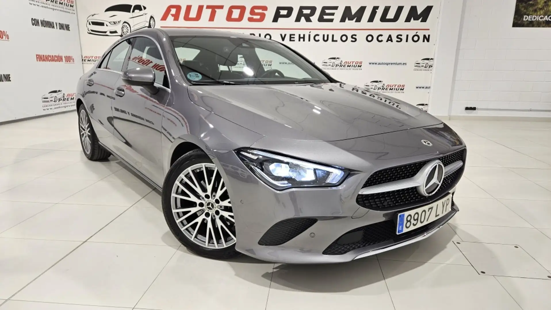 Mercedes-Benz CLA 200 200d Gris - 2