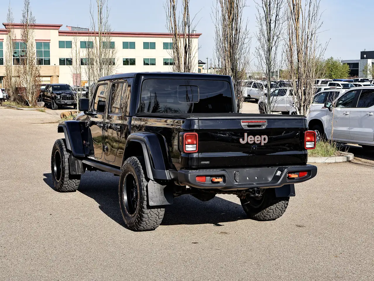 Jeep Gladiator снимка Jeep Gladiator