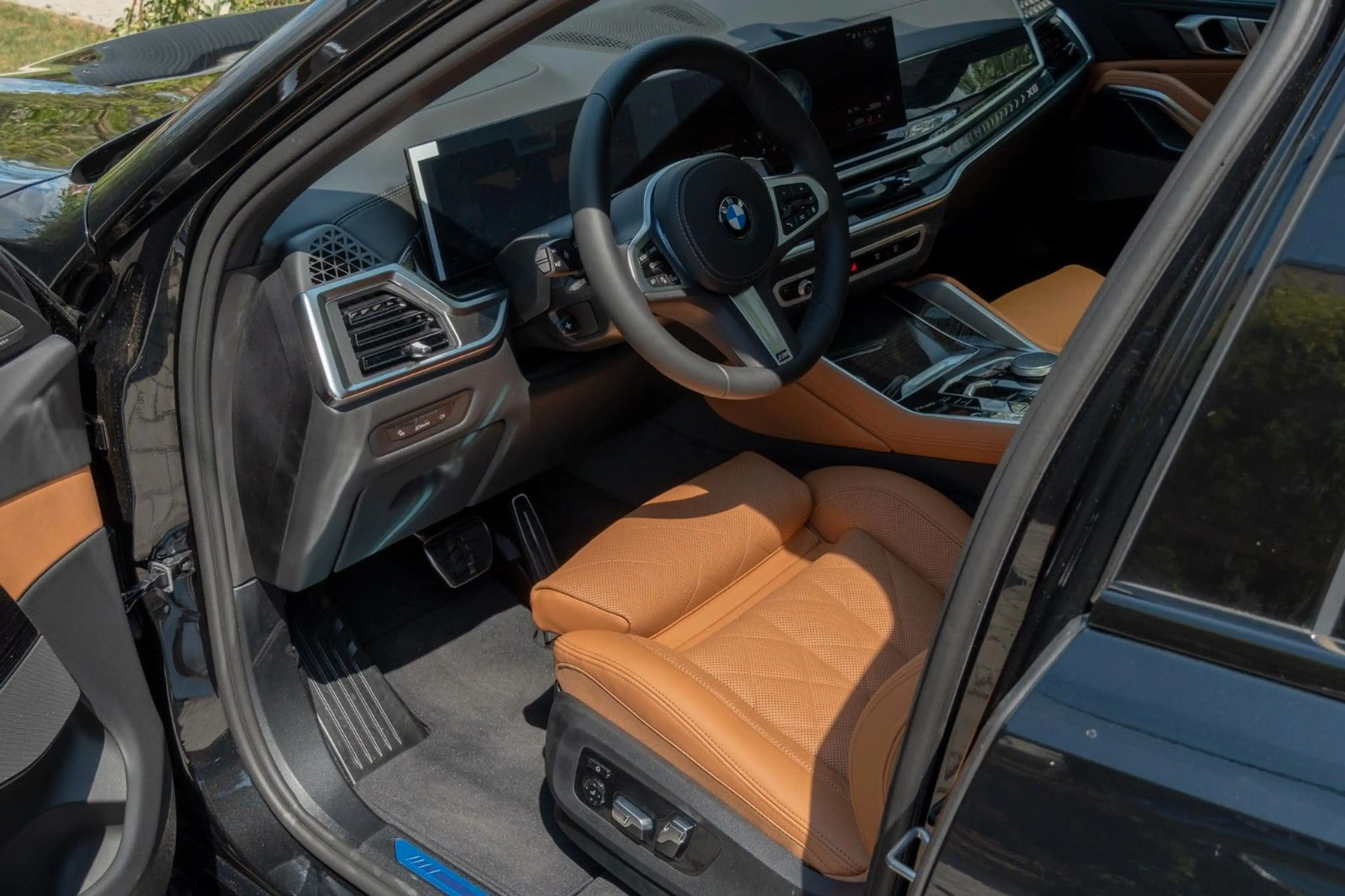 BMW X6 40d M SPORT.DR.ASS.LUFTFE.PANO.H/K.360.AHK — photo 11
