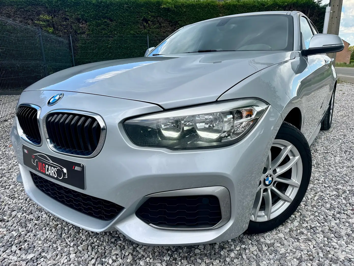 BMW 116 dA Pack M EXPORT / MARCHAND Automatique Gris - 2
