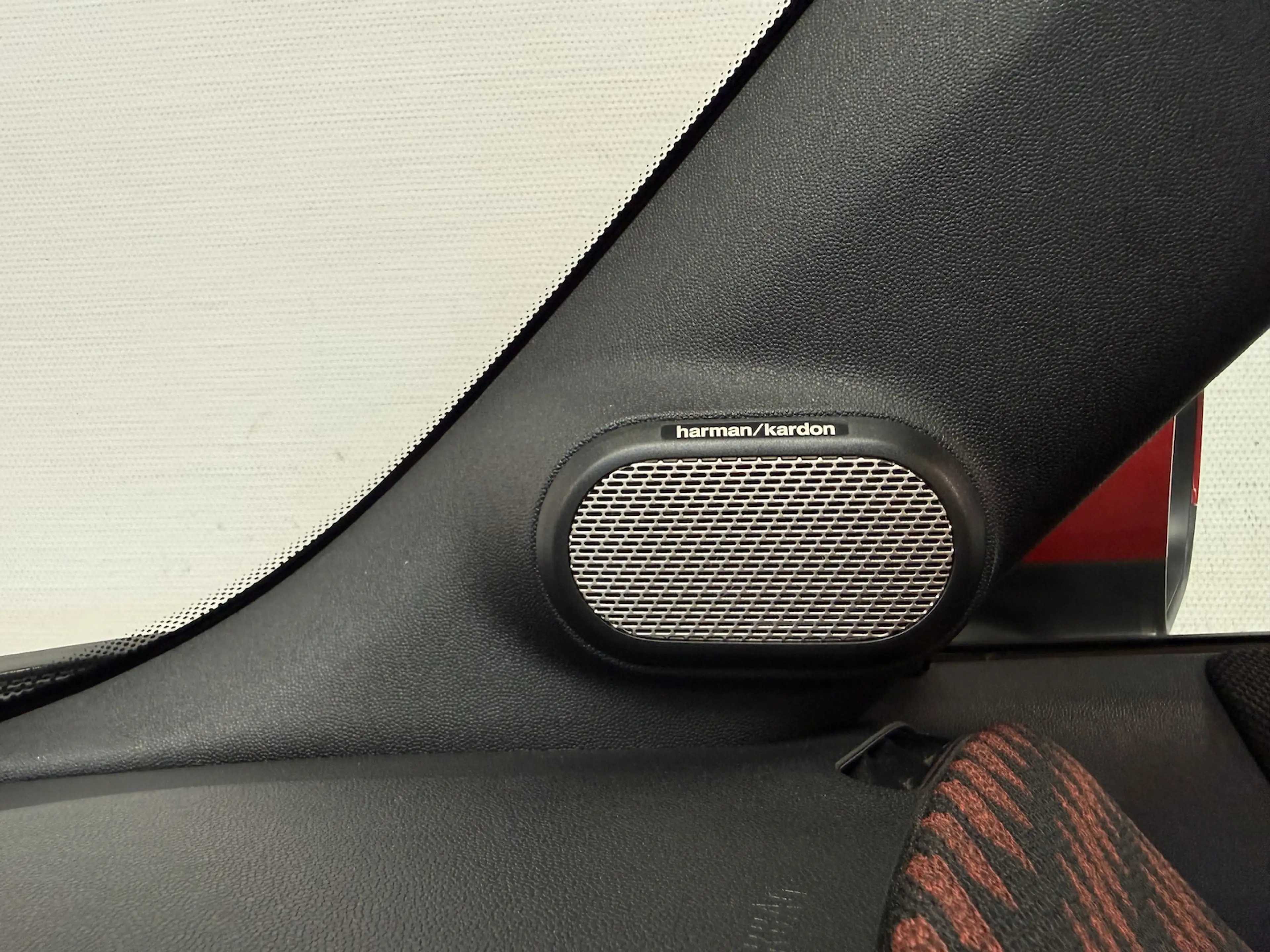 MINI John Cooper Works Cabrio JCW Trim/NAVI/HUD/LED/KAMERA — photo 11