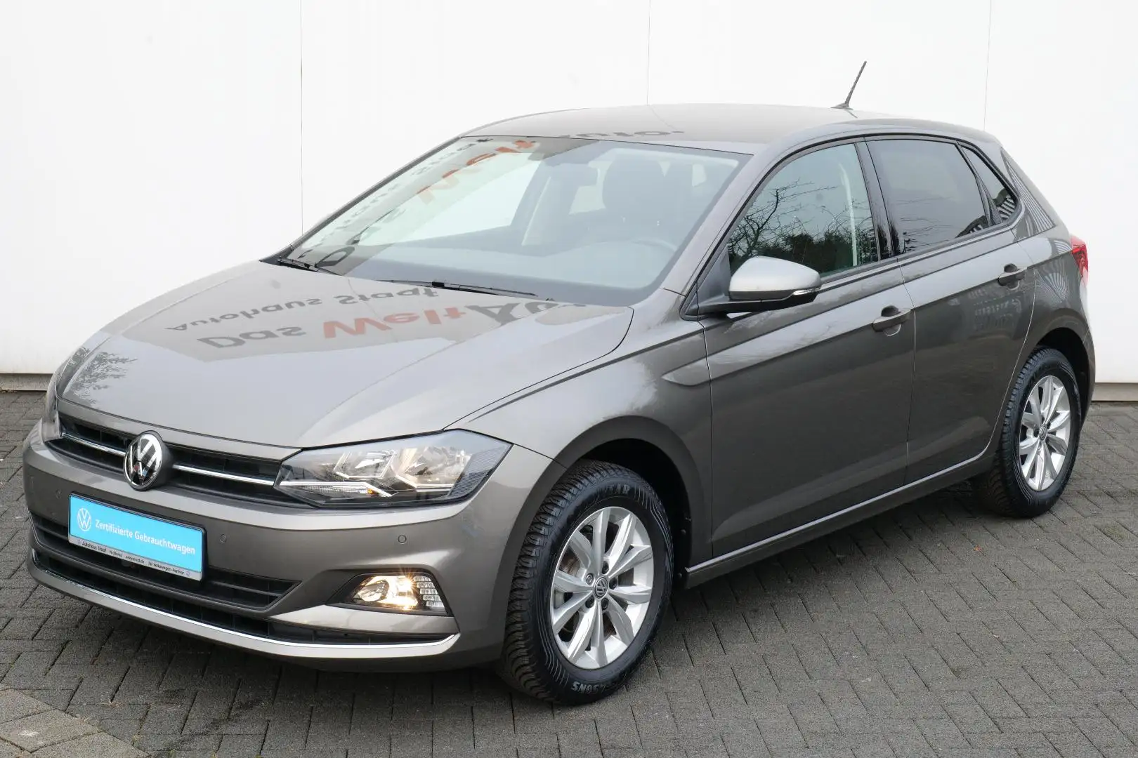 Volkswagen Polo Highline 1.0 TSI 95PS 5-Gang Grijs - 2