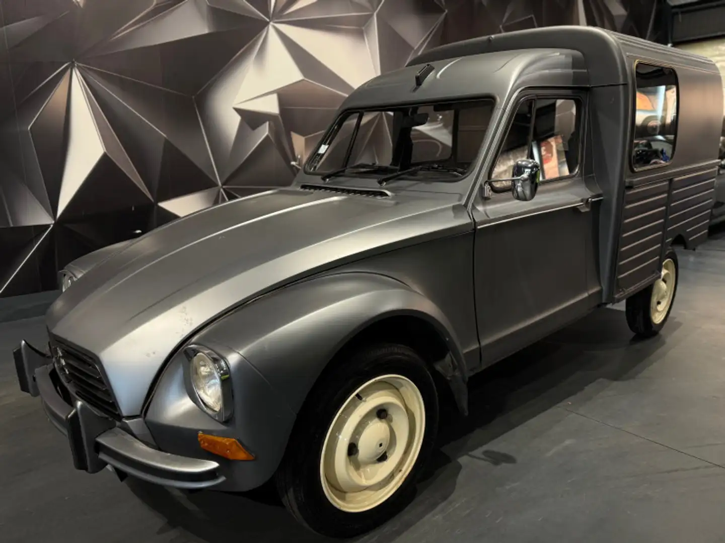Citroen Acadiane 0.6 Fourgon 29 CH siva - 1
