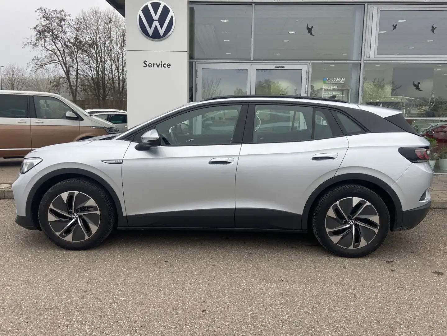 Volkswagen ID.4 PRO-PERFORMANCE WÄRMEPUMPE+NAVI+LED+19"+CC Silber - 2