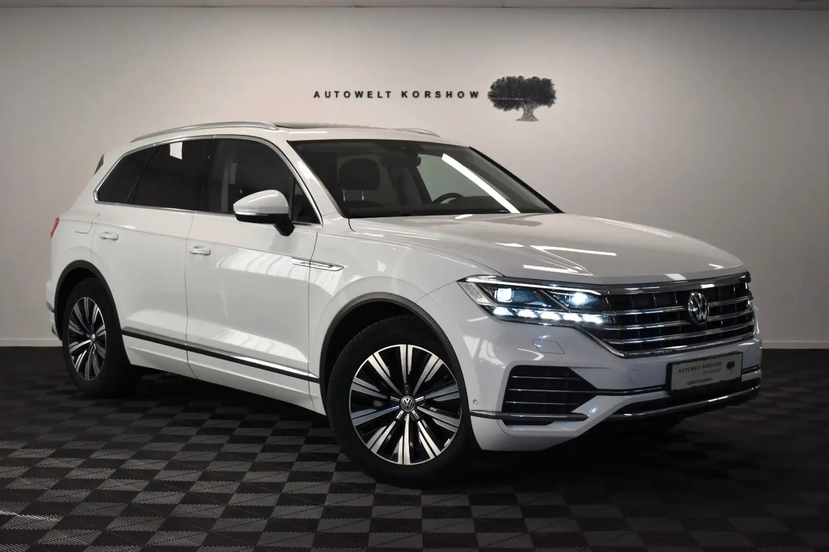 Volkswagen Touareg Elegance 4Motion *MATRIX *ST-HEIZ *AHK Fehér - 1