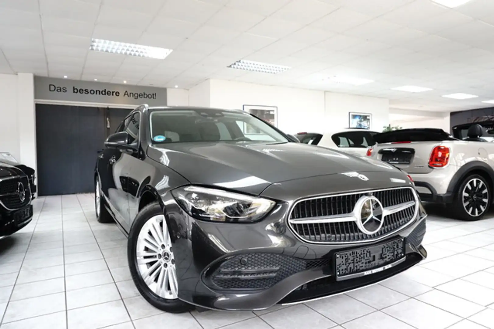 Mercedes-Benz C 220 d T 4M Avantgarde ACC 360° AHK St.Hzg MBUX Grau - 1