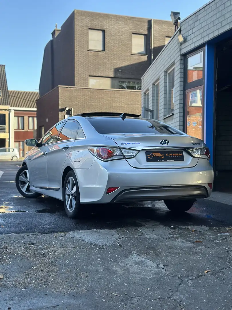 Hyundai SONATA HYNDAI SONATA HYBRID - 2