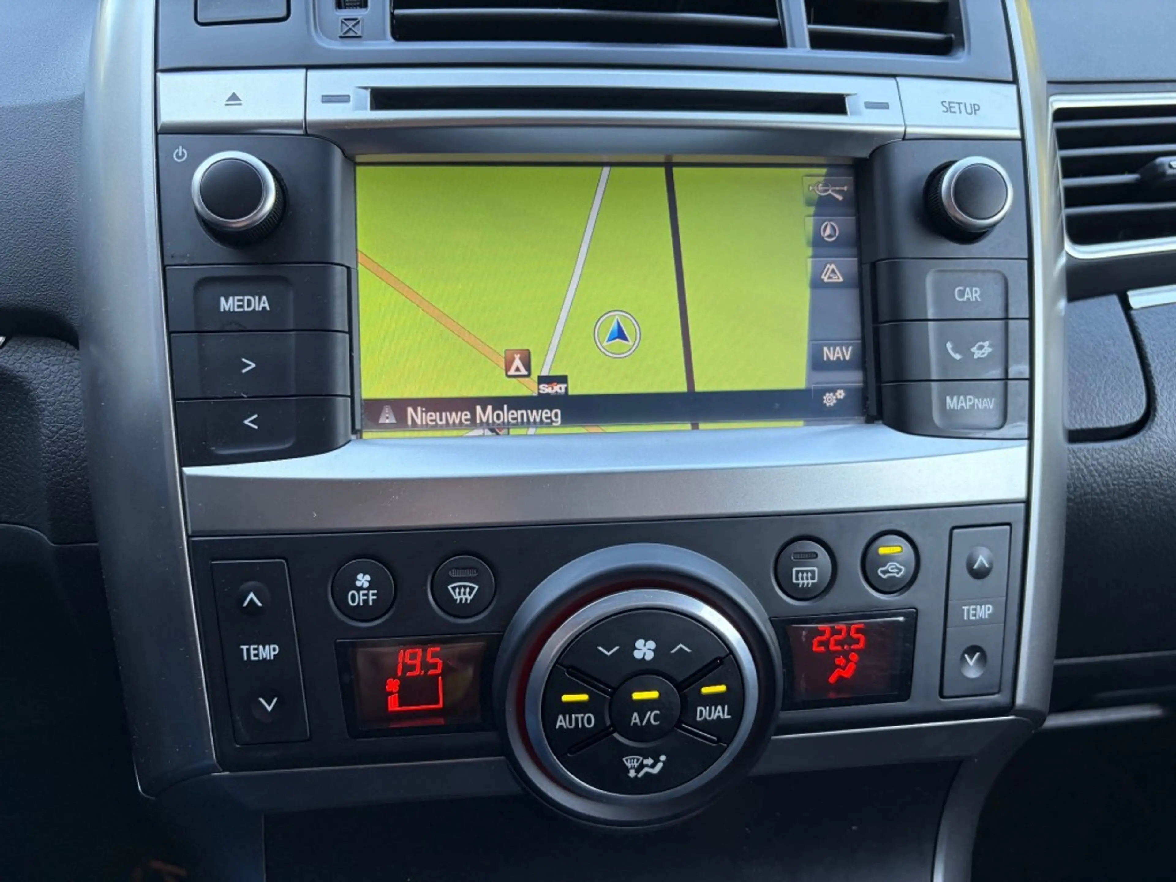 Toyota Verso 1.8 VVT-I BUSINESS — photo 11