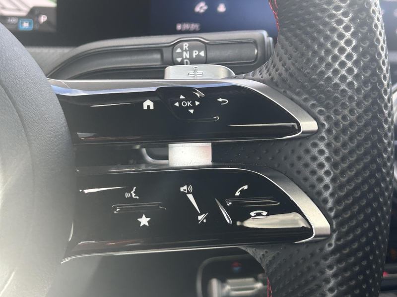 Mercedes-Benz CLA 250 Shooting Brake e AMG Line — photo 14