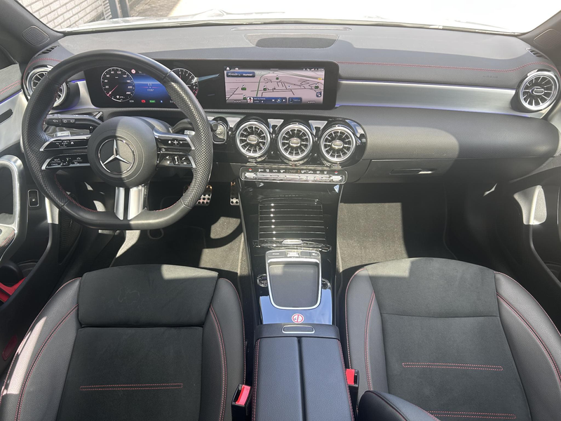 Mercedes-Benz CLA 250 Shooting Brake e AMG Line — photo 4