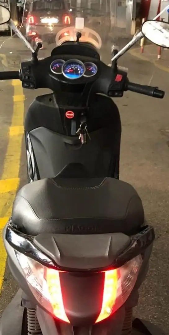 Piaggio Beverly 300 completo di bloccaruote e catenaccio ruota po - 2