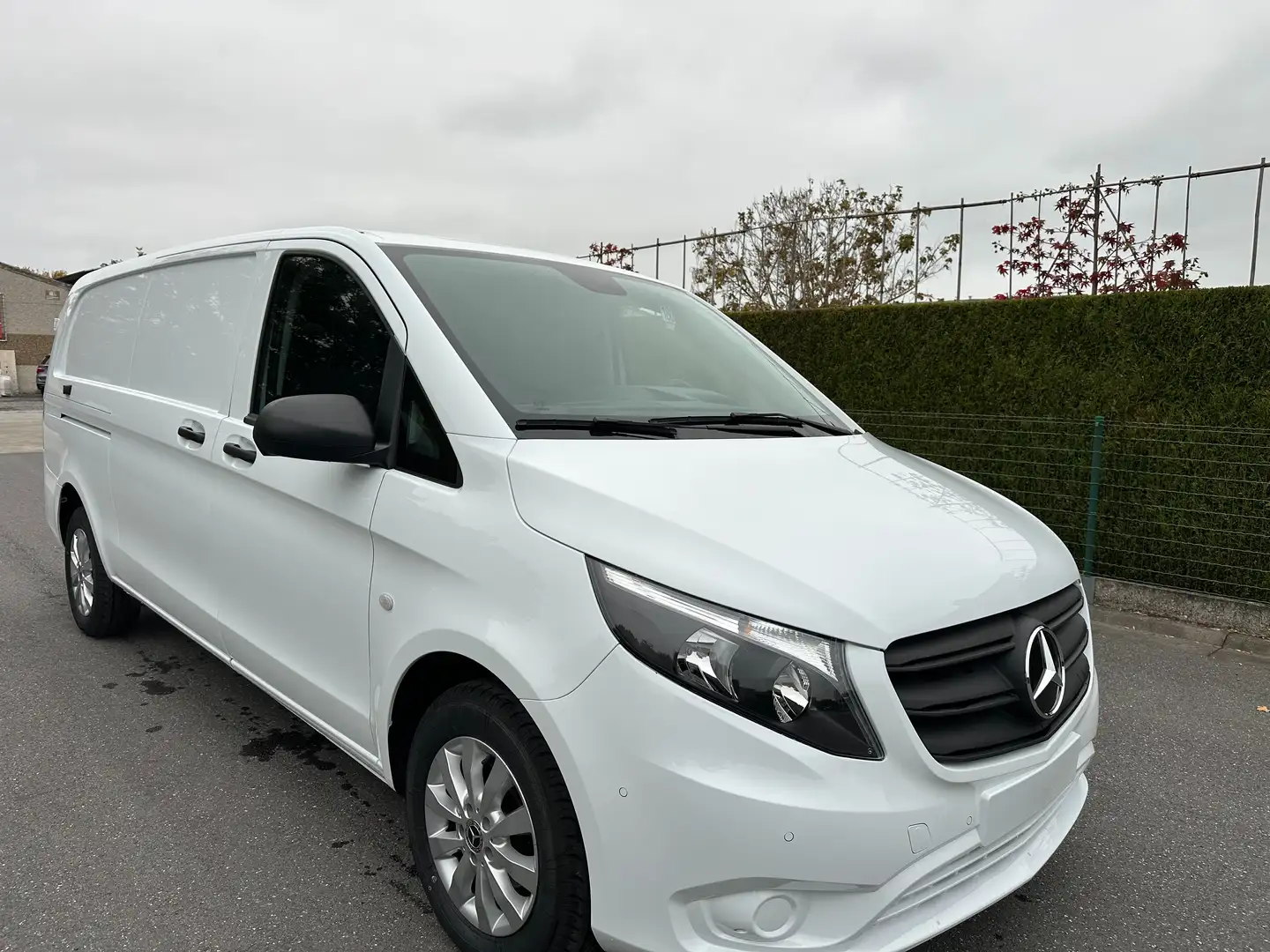 Mercedes-Benz Vito 116 CDI Long 9G Tronic Navi*Camera*CarPlay*PDC Blanc - 2