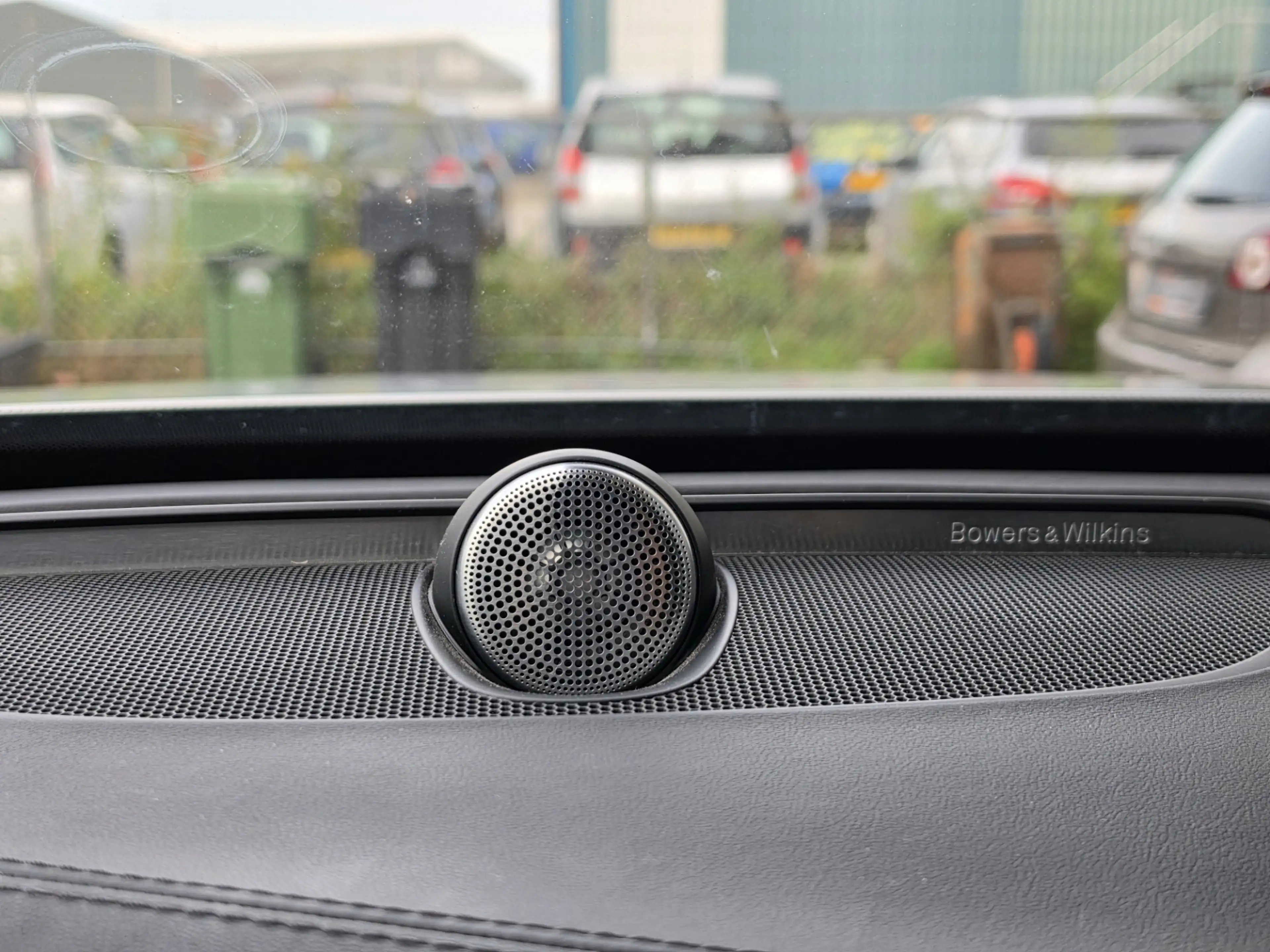Volvo XC90 2.0 T5 AWD R-Design|Bowers&wilkins|7 persoons|Pano — photo 25