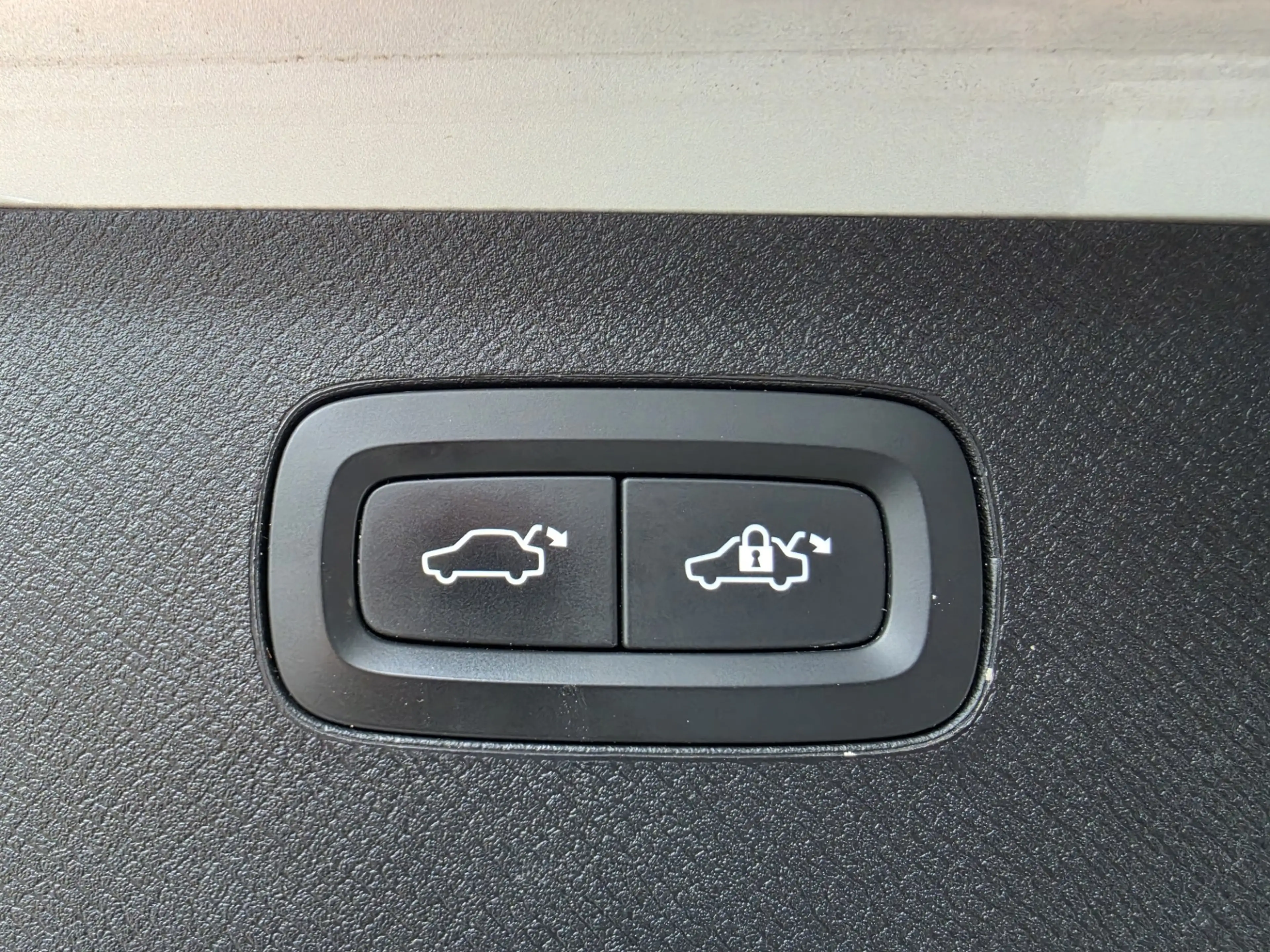 Volvo XC90 2.0 T5 AWD R-Design|Bowers&wilkins|7 persoons|Pano — photo 29