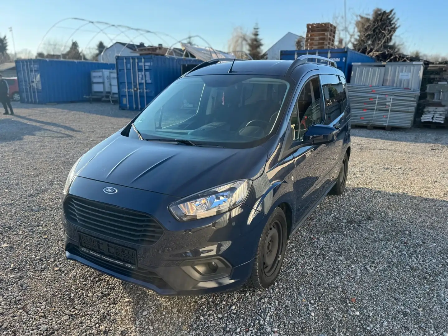Ford Tourneo Courier Trend 1.5TDCI |KLIMA|8-FACH| Blau - 1