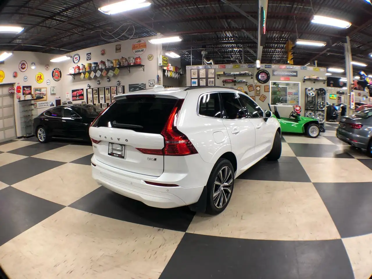 Volvo XC60 снимка Volvo XC60