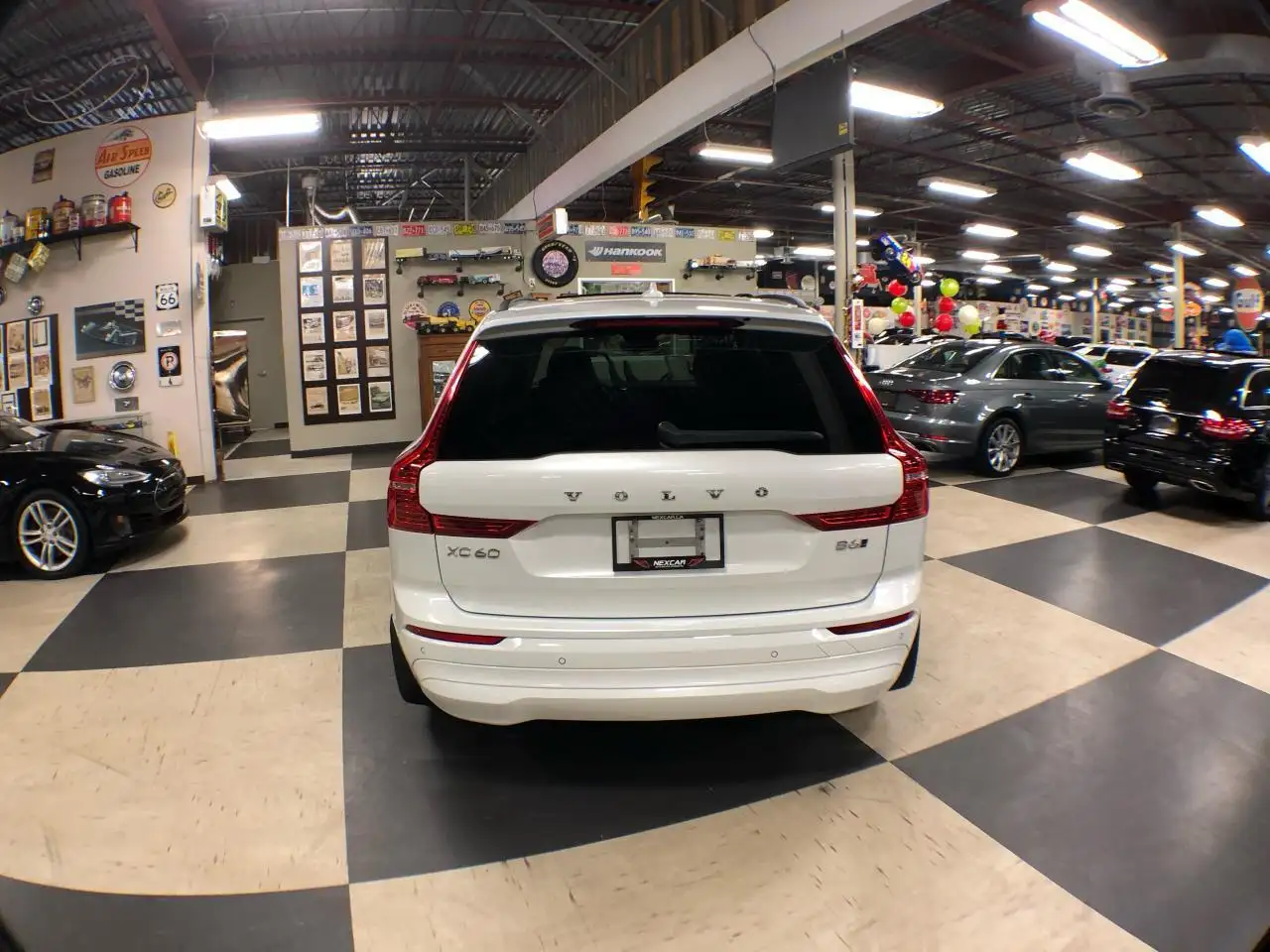 Volvo XC60 снимка Volvo XC60