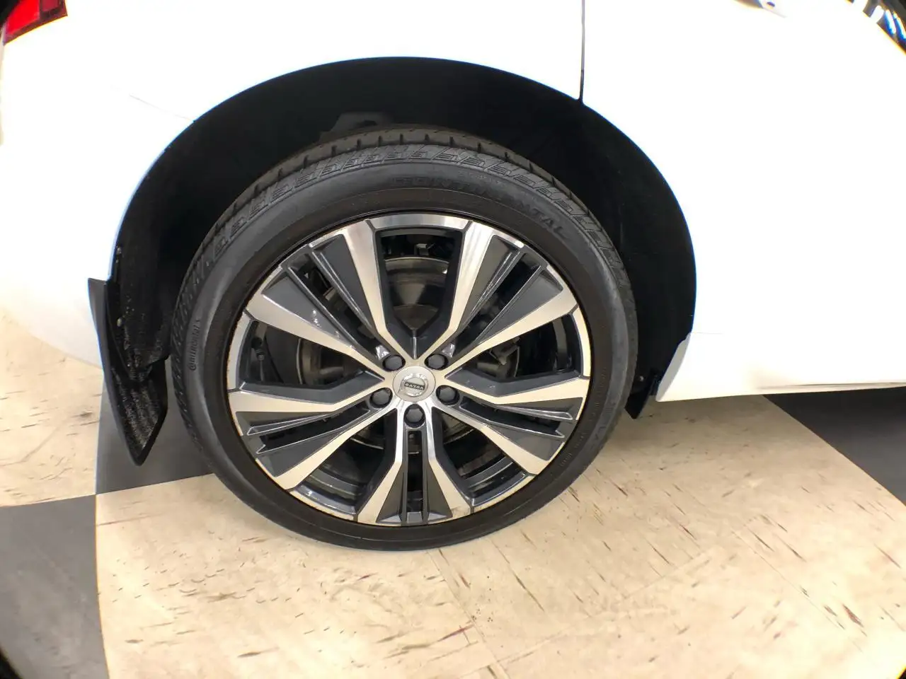 Volvo XC60 снимка Volvo XC60