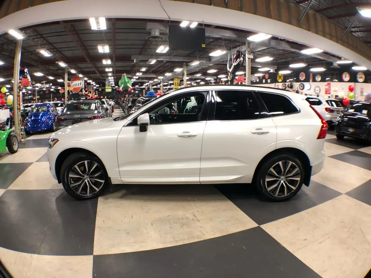 Volvo XC60 снимка Volvo XC60