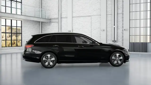 Mercedes-Benz C-Class view 4