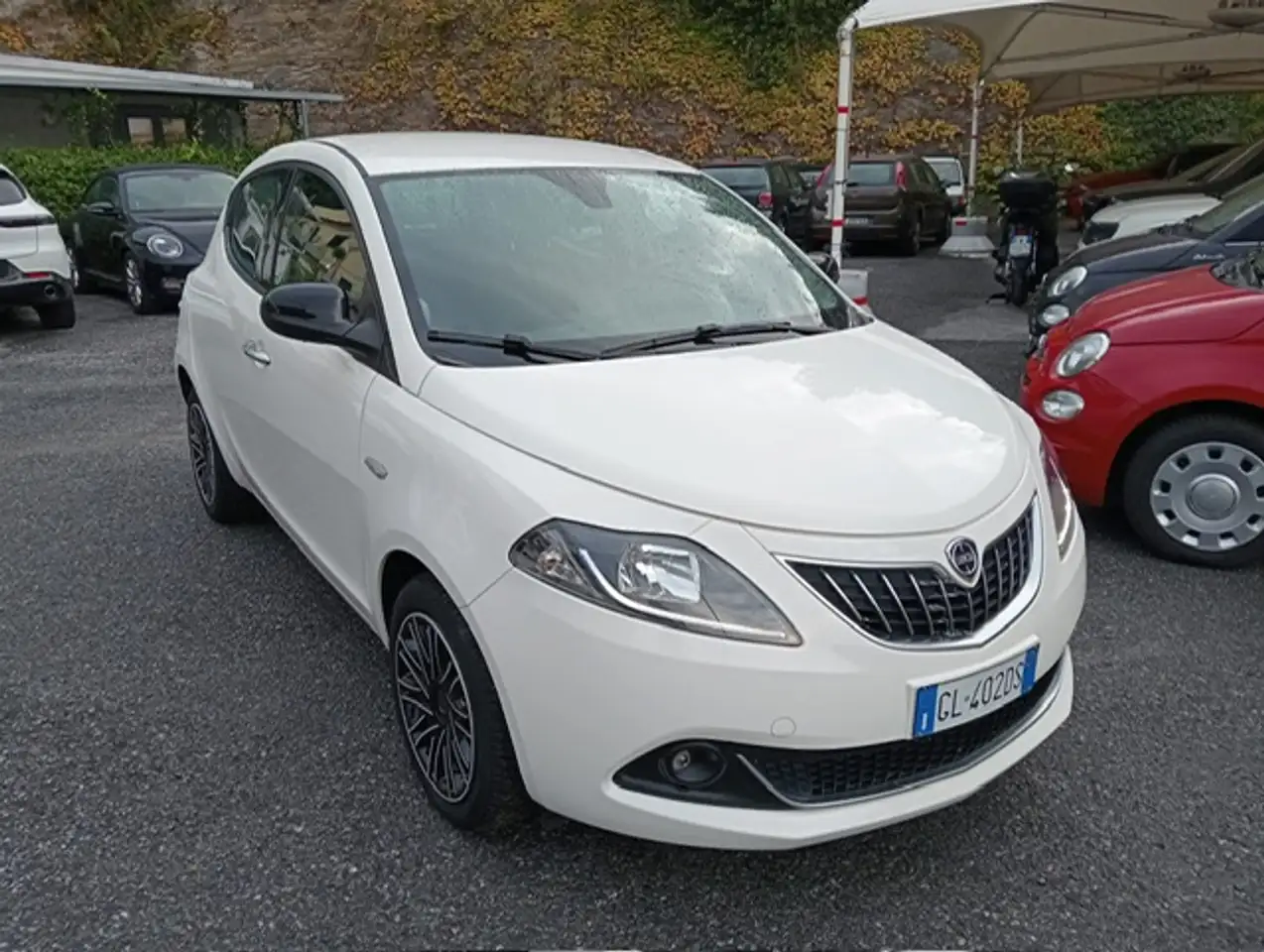 Lancia Ypsilon