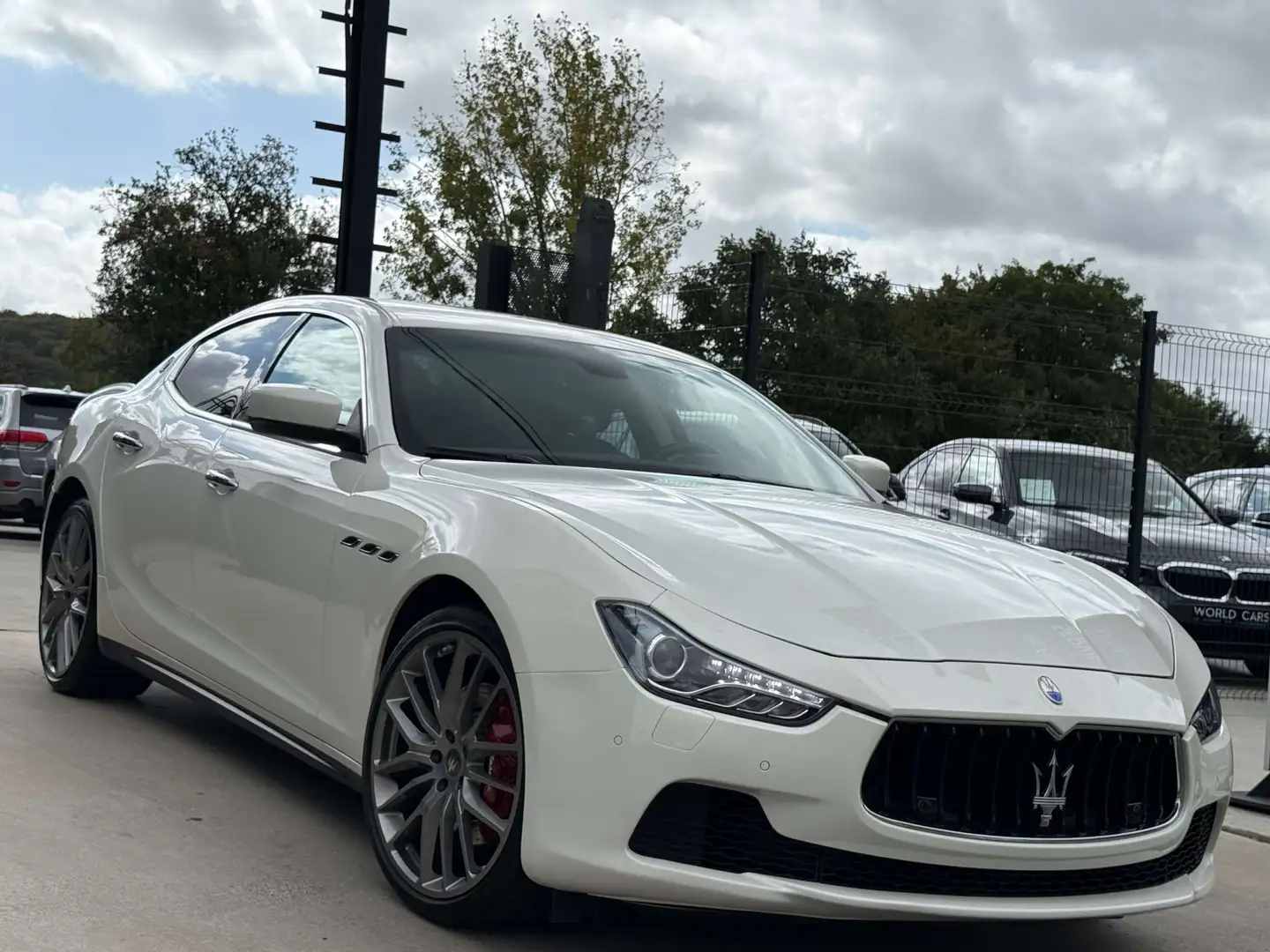 Maserati Ghibli 3.0 D V6 275CV - JA21 - KEYLESS - NAVI - CAM Blanc - 2