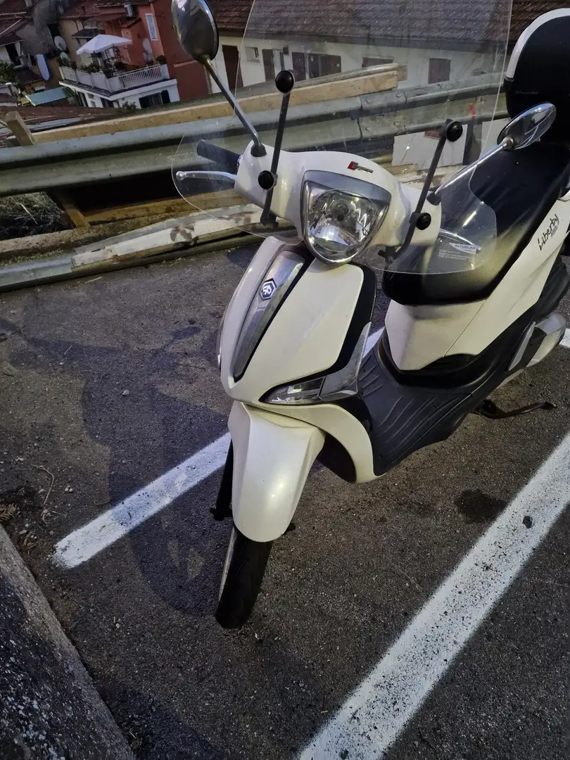 Piaggio Liberty 125 Bianco - 2