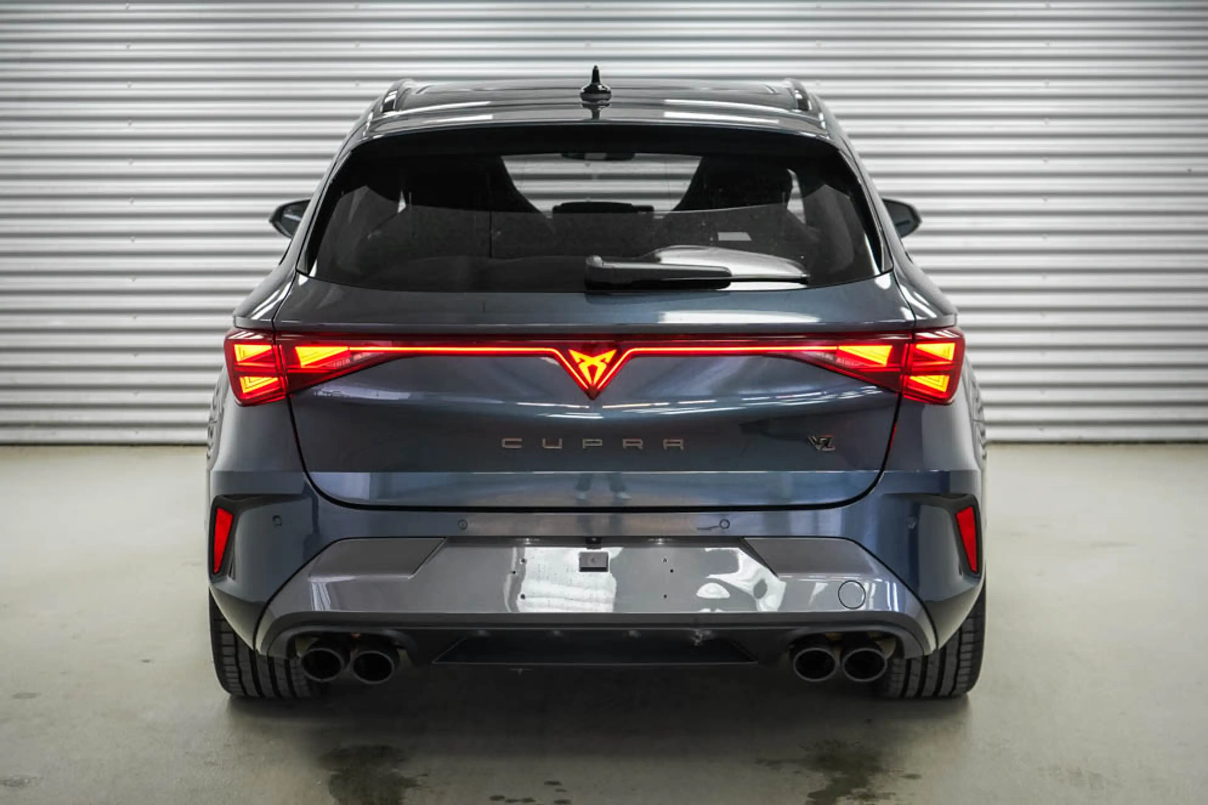 CUPRA Leon ST 2,0 TSI DSG 4x4 VZ - LAGER — photo 4