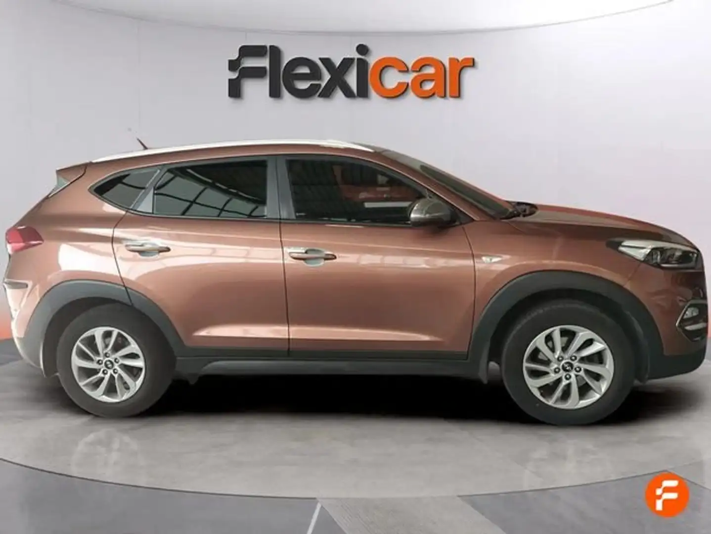 Hyundai TUCSON 1.6 GDI BE Klass 4x2 Marrón - 2