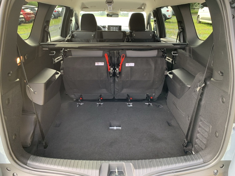 Dacia Jogger EXTREME TCe 110 RENEW Extreme 7-SITZER+NAVI+SHZ — photo 39