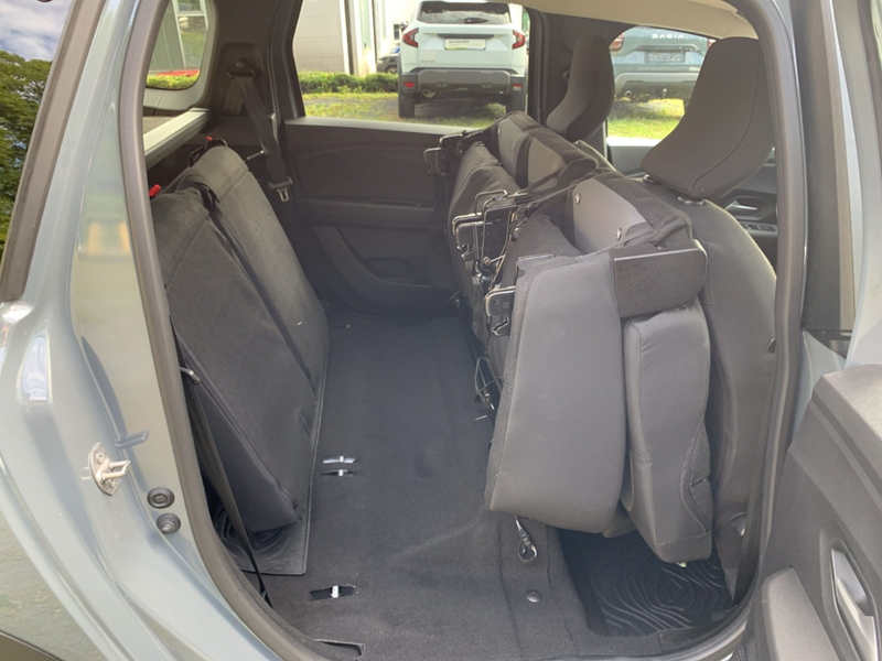 Dacia Jogger EXTREME TCe 110 RENEW Extreme 7-SITZER+NAVI+SHZ — photo 40