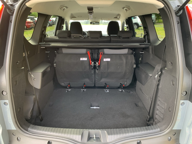 Dacia Jogger EXTREME TCe 110 RENEW Extreme 7-SITZER+NAVI+SHZ — photo 41