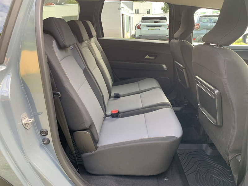 Dacia Jogger EXTREME TCe 110 RENEW Extreme 7-SITZER+NAVI+SHZ — photo 26