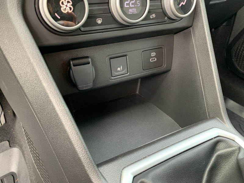 Dacia Jogger EXTREME TCe 110 RENEW Extreme 7-SITZER+NAVI+SHZ — photo 28