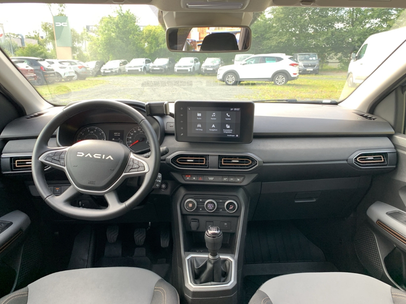 Dacia Jogger EXTREME TCe 110 RENEW Extreme 7-SITZER+NAVI+SHZ — photo 14