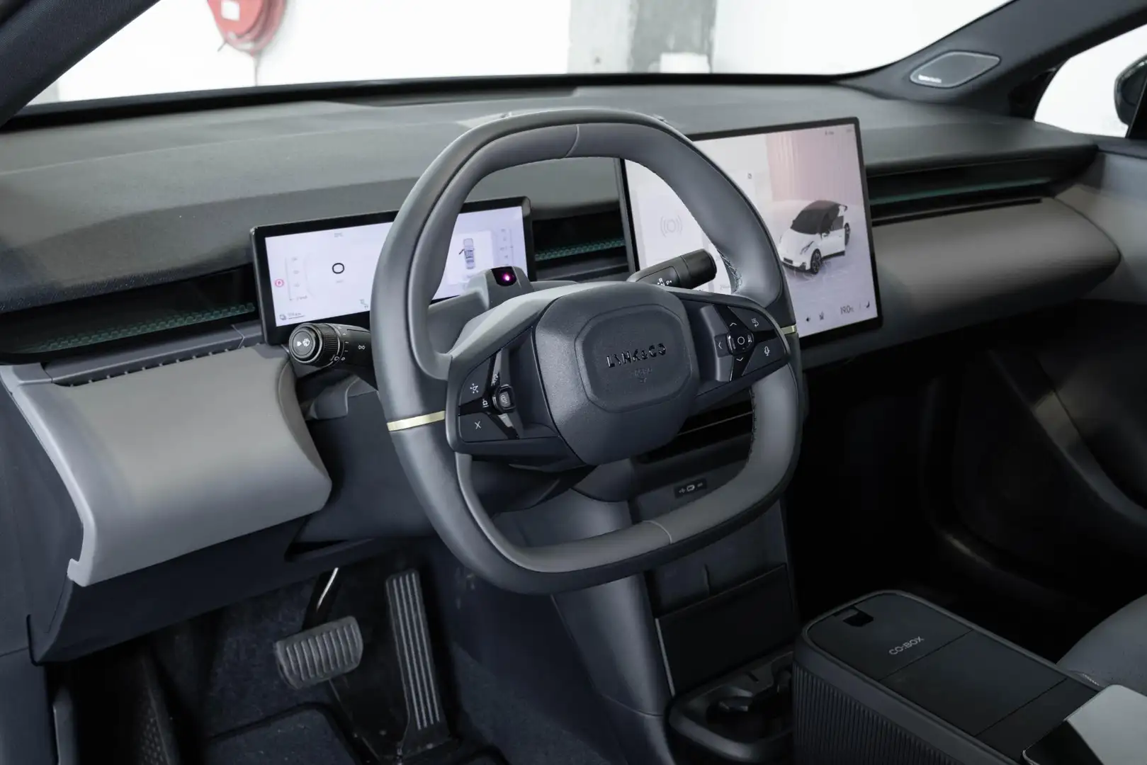 Lynk & Co 02 More 66 kWh, | 360° Parkeercamera | Harman Kardon Azul - 2