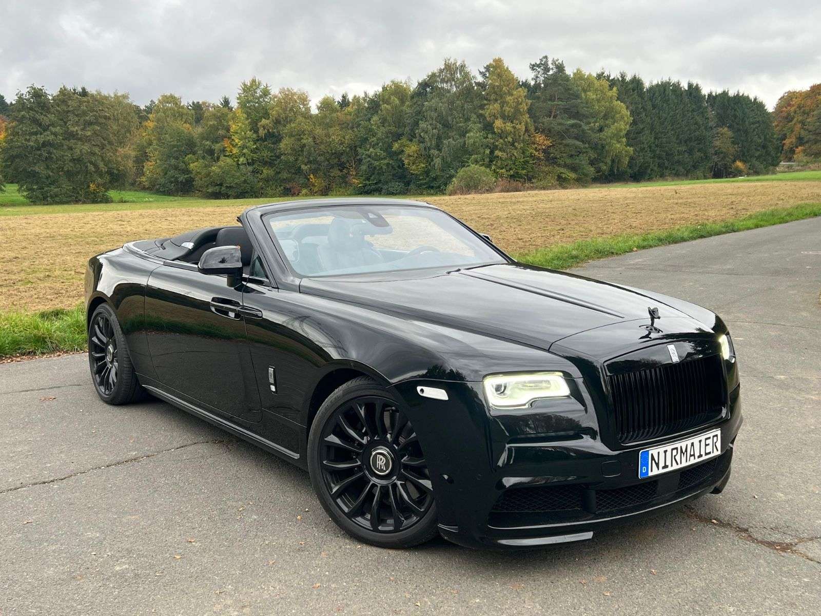 Second hand Rolls Royce Dawn 6.6