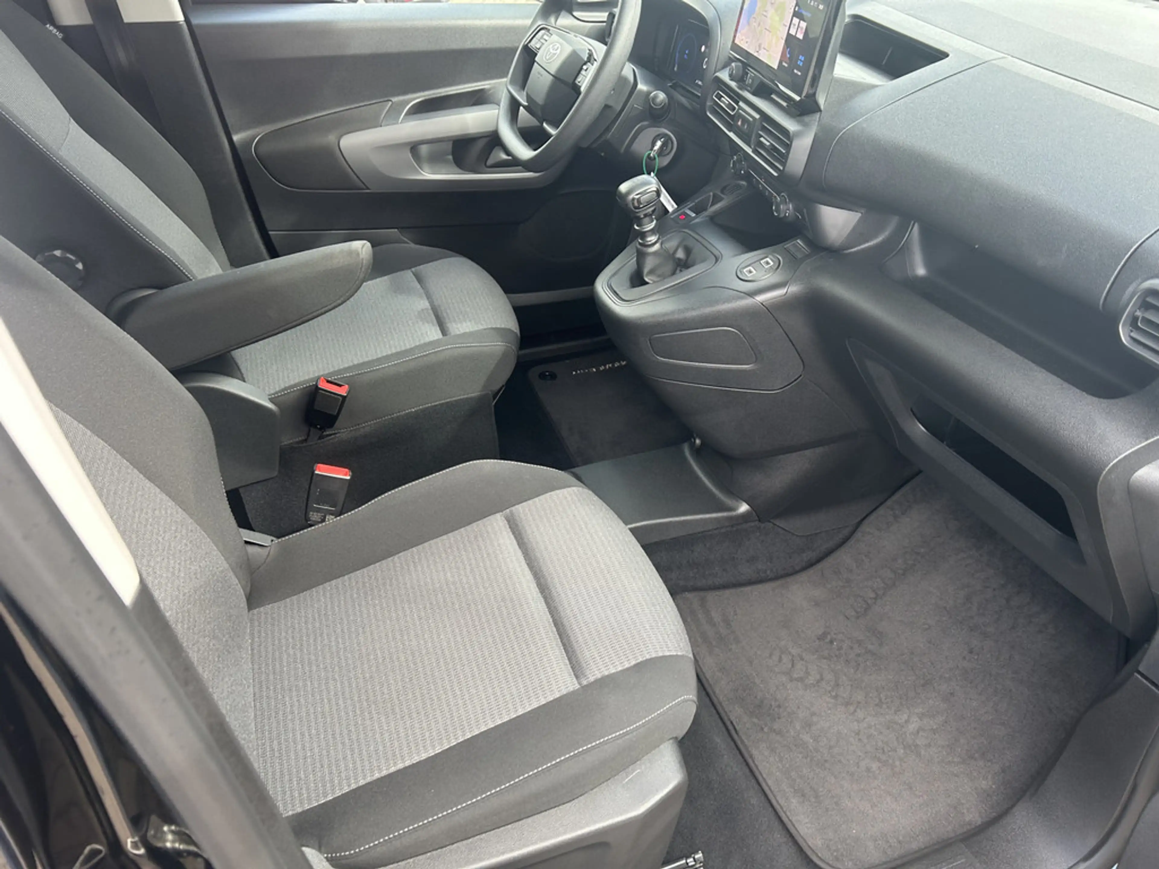 Toyota Proace City Verso 1.2 L1 Comfort — photo 7